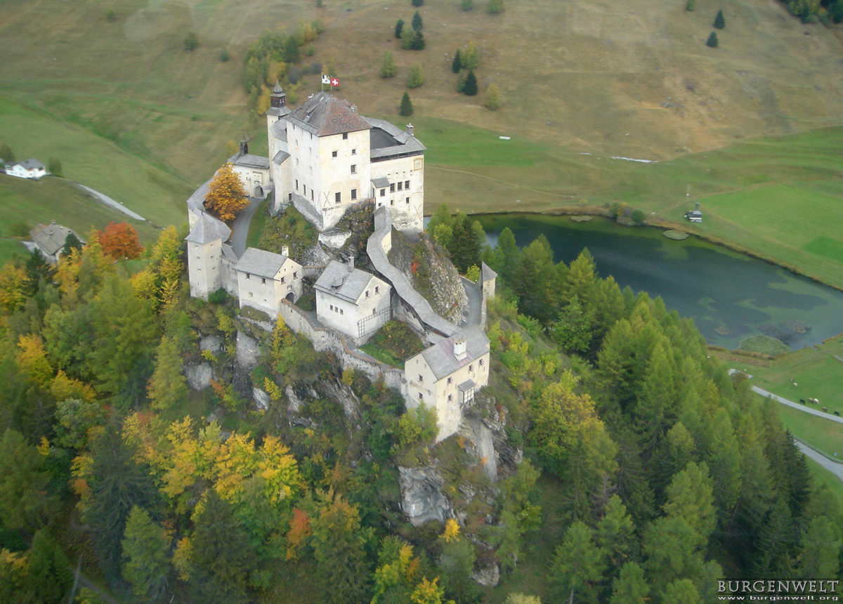 Schloss Tarasp 1040